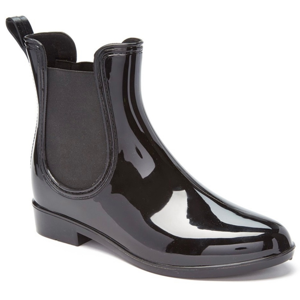 NWOB Skadoo Black Rain Booties, 7